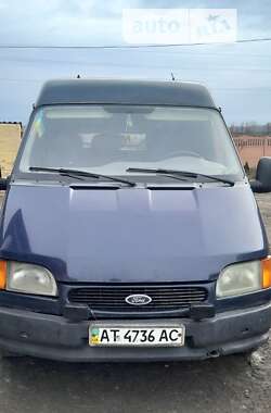Грузовой фургон Ford Transit 1998 в Василькове