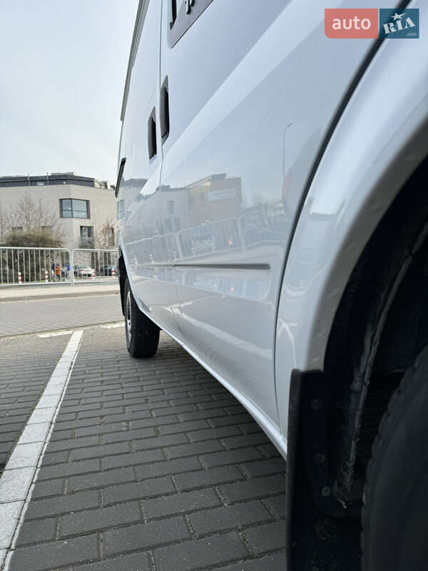 Вантажний фургон Ford Transit 2013 в Одесі