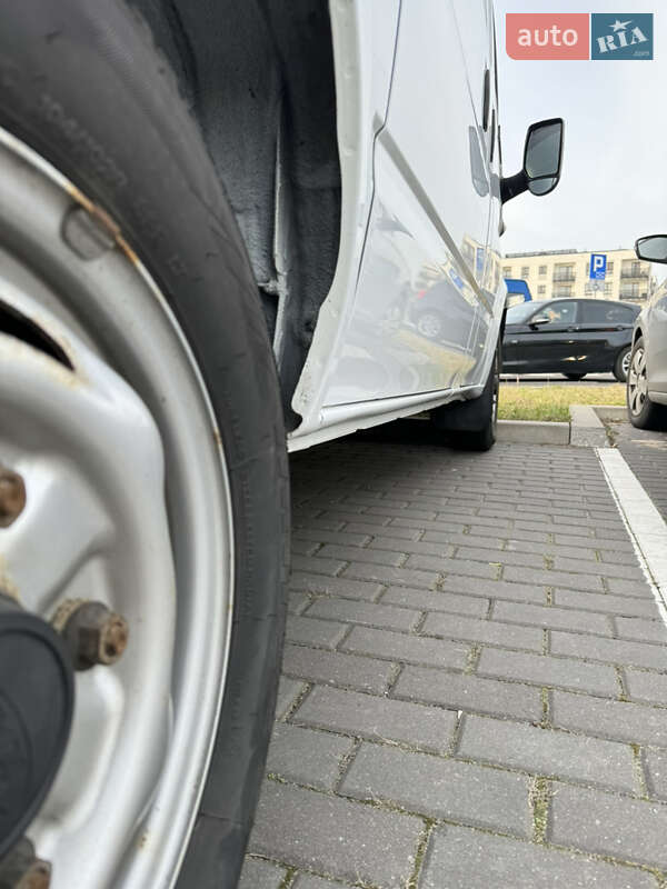 Вантажний фургон Ford Transit 2013 в Одесі