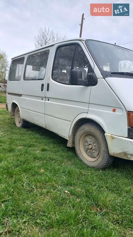 Мікроавтобус Ford Transit 1990 в Сокирянах