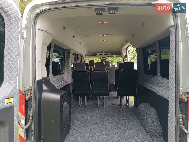 Мікроавтобус Ford Transit 2015 в Ратному