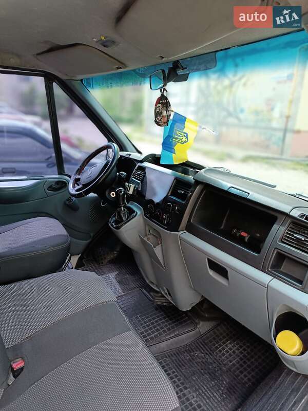 Вантажопасажирський фургон Ford Transit 2009 в Миколаєві