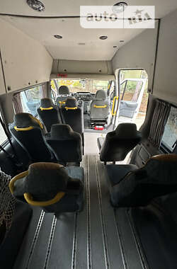 Мікроавтобус Ford Transit 2013 в Долині