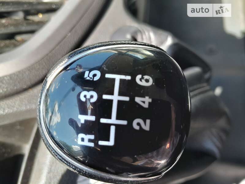 Вантажний фургон Ford Transit 2018 в Новоархангельську