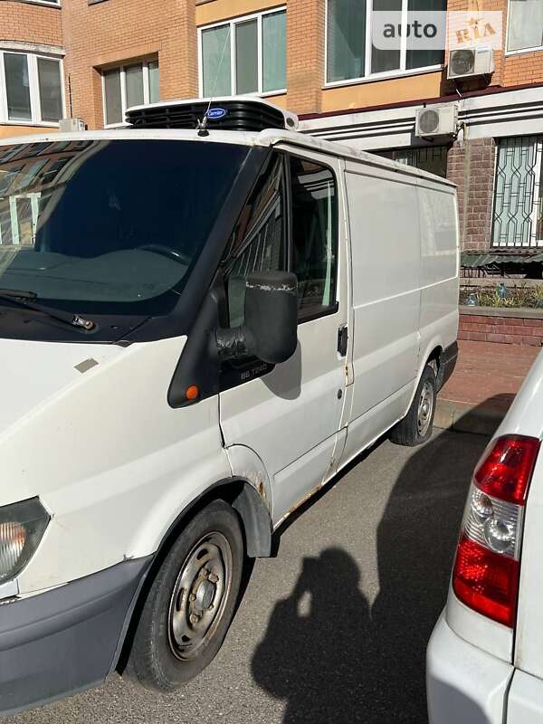 Грузовой фургон Ford Transit 2006 в Киеве фото 6 Грузовой фургон Ford Transit 2006 в Киеве
