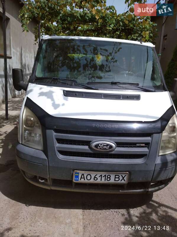 Автобус Ford Transit 2007 в 