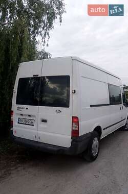 Грузовой фургон Ford Transit 2012 в 