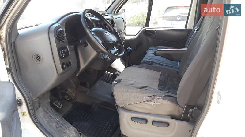 Вантажний фургон Ford Transit 2002 в Вінниці