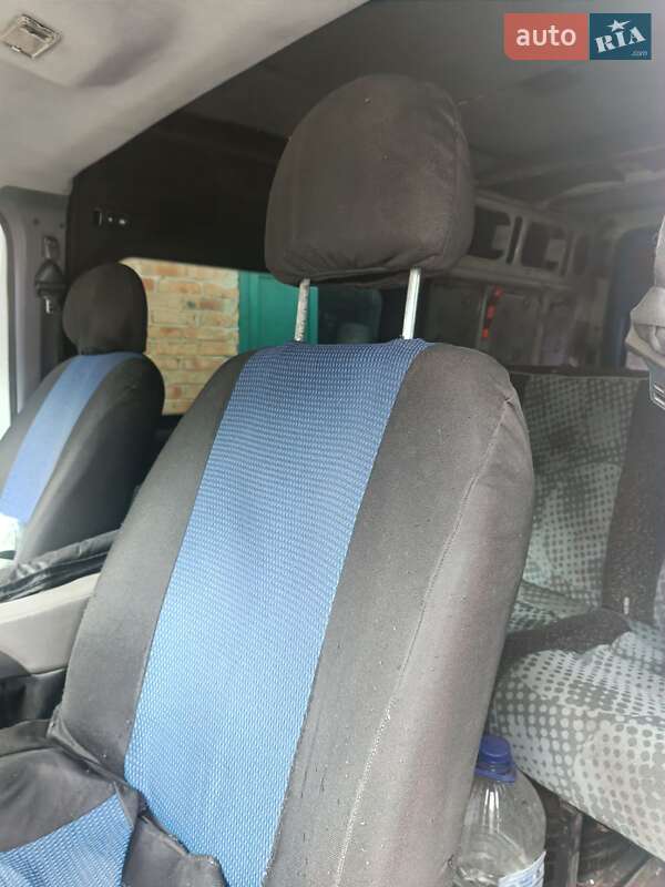 Мікроавтобус Ford Transit 2001 в Чутовому