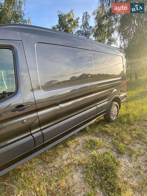 Вантажний фургон Ford Transit 2018 в Києві