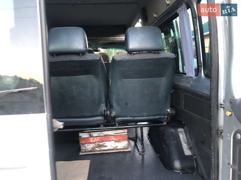 Микроавтобус Ford Transit 2002 в Александрие