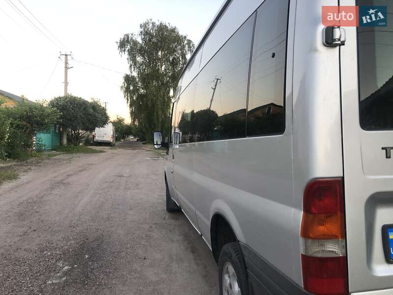 Микроавтобус Ford Transit 2002 в Александрие