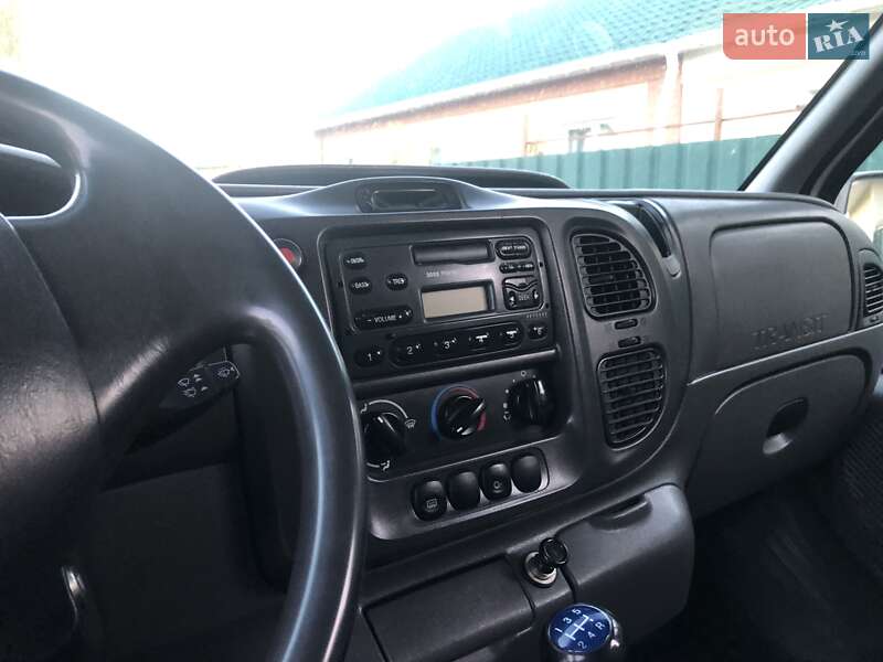 Микроавтобус Ford Transit 2002 в Александрие