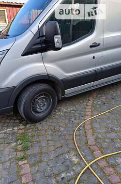 Вантажний фургон Ford Transit 2016 в 
