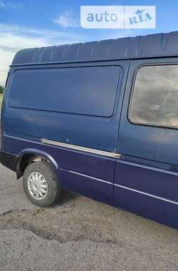 Грузовой фургон Ford Transit 1996 в 