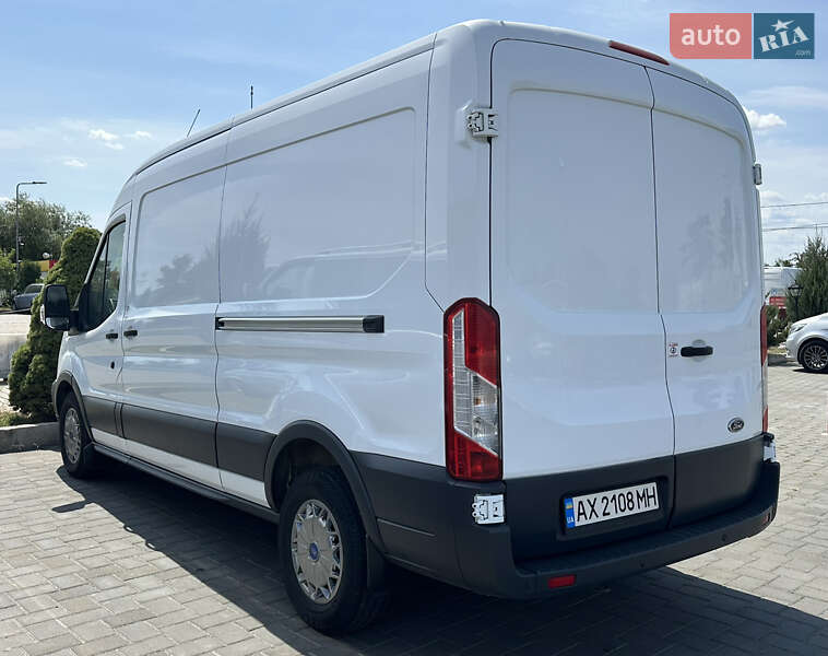Грузовой фургон Ford Transit 2017 в Мерефа