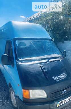 Грузовой фургон Ford Transit 1999 в Виннице