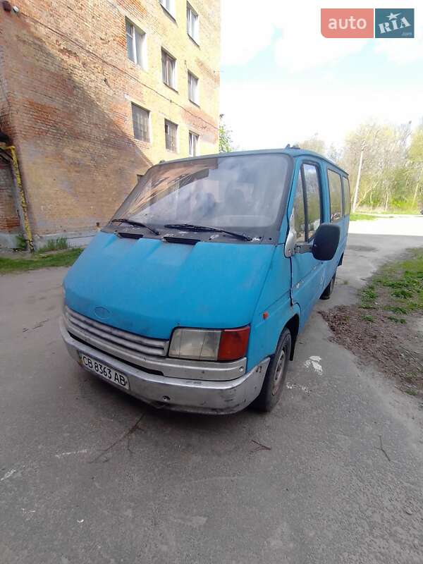 Микроавтобус Ford Transit 1990 в Чернигове