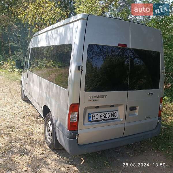 Микроавтобус Ford Transit 2011 в 