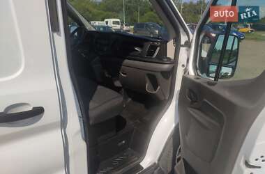 Грузовой фургон Ford Transit 2019 в 