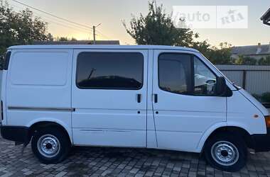 Грузопассажирский фургон Ford Transit 1996 в 