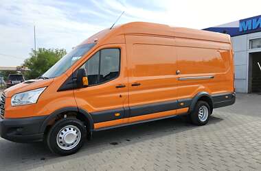 Вантажний фургон Ford Transit 2018 в Радомишлі