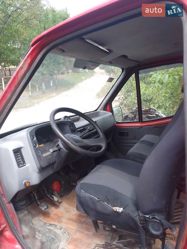 Мікроавтобус Ford Transit 1990 в Верховині