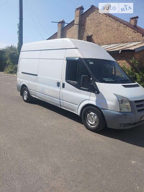 Грузовой фургон Ford Transit 2010 в Киеве фото 7 Грузовой фургон Ford Transit 2010 в Киеве