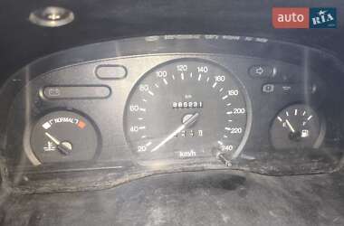 Грузовой фургон Ford Transit 1997 в 
