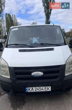 Грузовой фургон Ford Transit 2007 в Ирпене