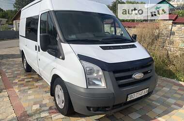 Вантажний фургон Ford Transit 2006 в Дунаївцях