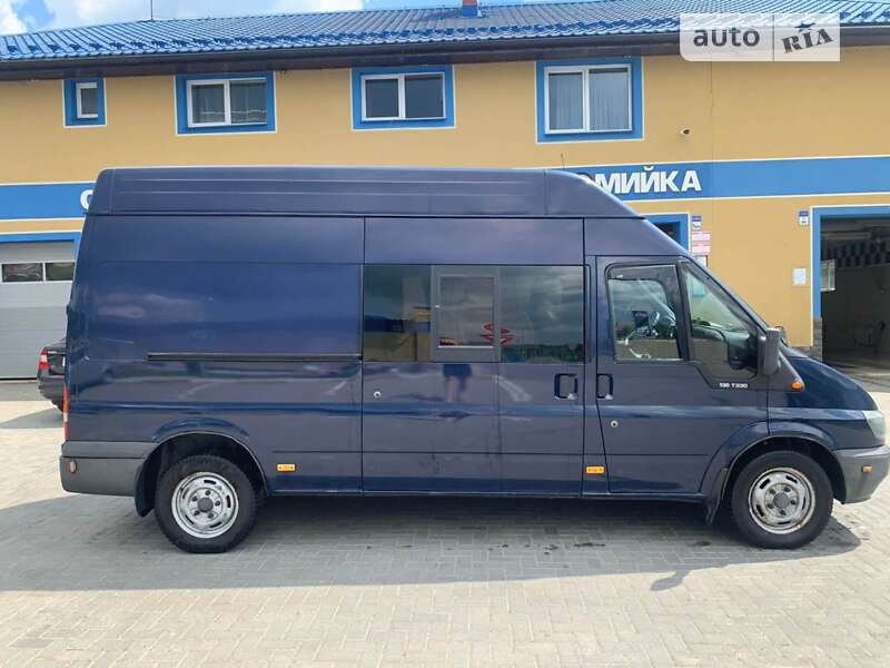 Микроавтобус Ford Transit 2005 в Межгорье