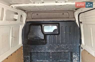 Вантажний фургон Ford Transit 2005 в 