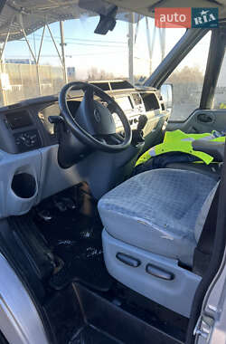 Микроавтобус Ford Transit 2006 в 