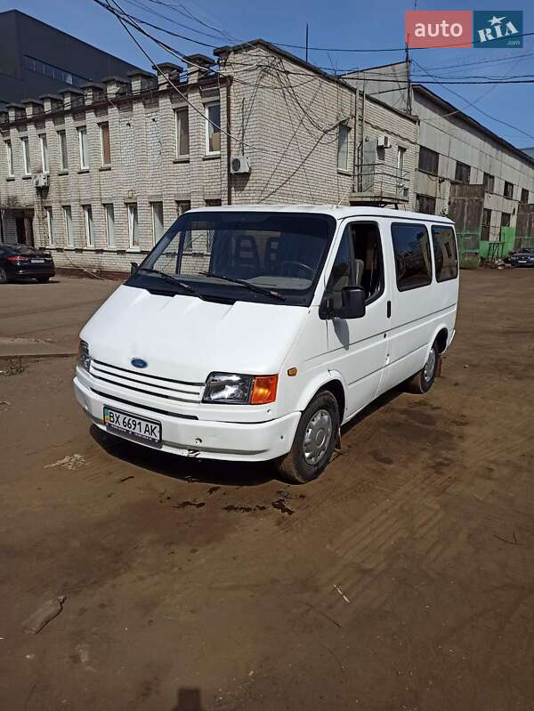 Микроавтобус Ford Transit 1987 в Киеве