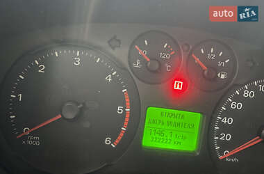 Грузовой фургон Ford Transit 2011 в 