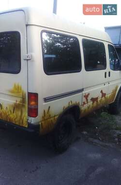 Микроавтобус Ford Transit 1990 в Николаеве
