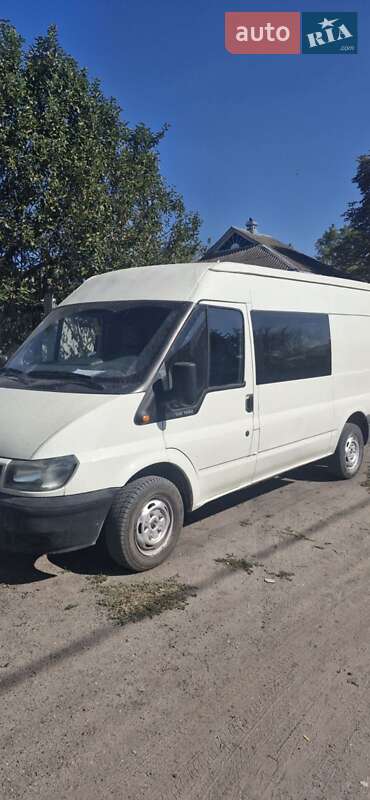 Грузовой фургон Ford Transit 2004 в 
