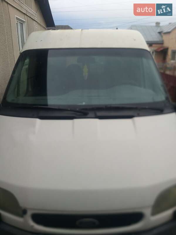 Грузовой фургон Ford Transit 1999 в Козове