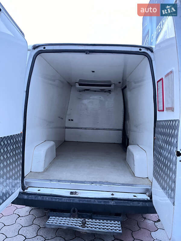 Рефрижератор Ford Transit 2013 в Чернівцях