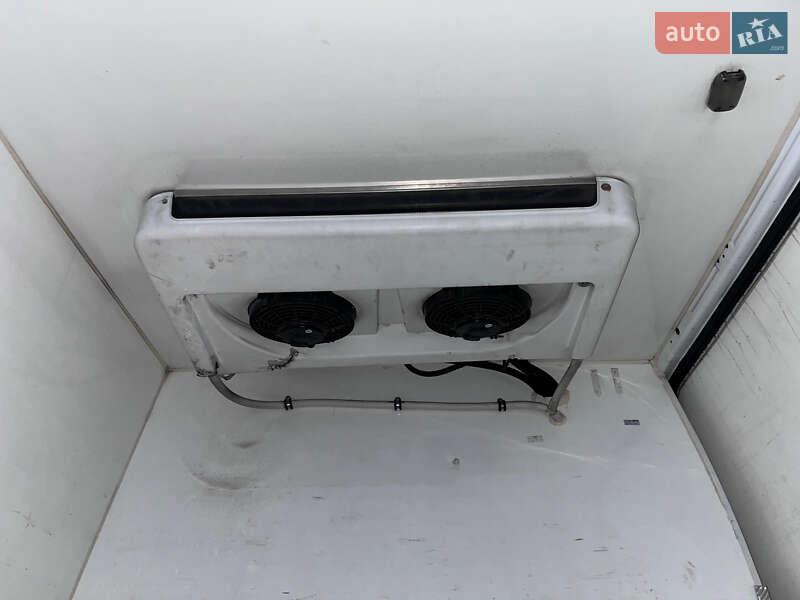 Рефрижератор Ford Transit 2013 в Чернівцях