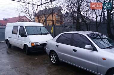 Грузовой фургон Ford Transit 1995 в Хусте