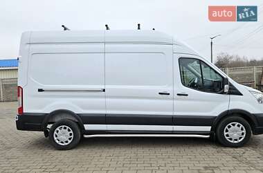 Вантажний фургон Ford Transit 2020 в Радомишлі