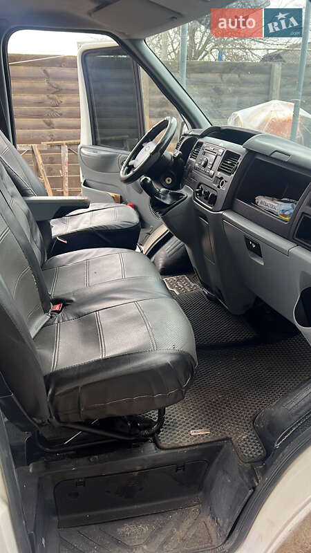 Микроавтобус Ford Transit 2006 в Конотопе