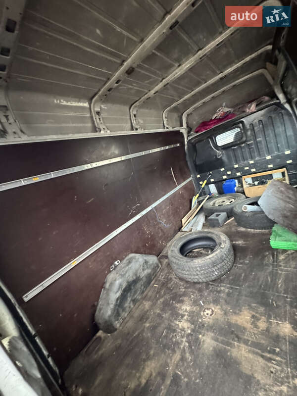 Грузовой фургон Ford Transit 2011 в Киеве фото 11 Грузовой фургон Ford Transit 2011 в Киеве