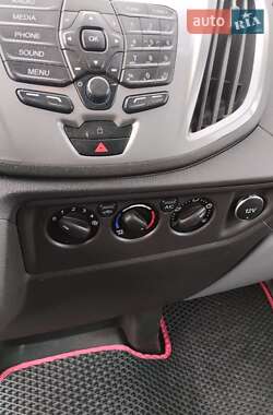 Грузовой фургон Ford Transit 2016 в 