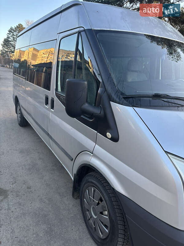 Грузопассажирский фургон Ford Transit 2013 в Новояворовске фото 3 Грузопассажирский фургон Ford Transit 2013 в Новояворовске