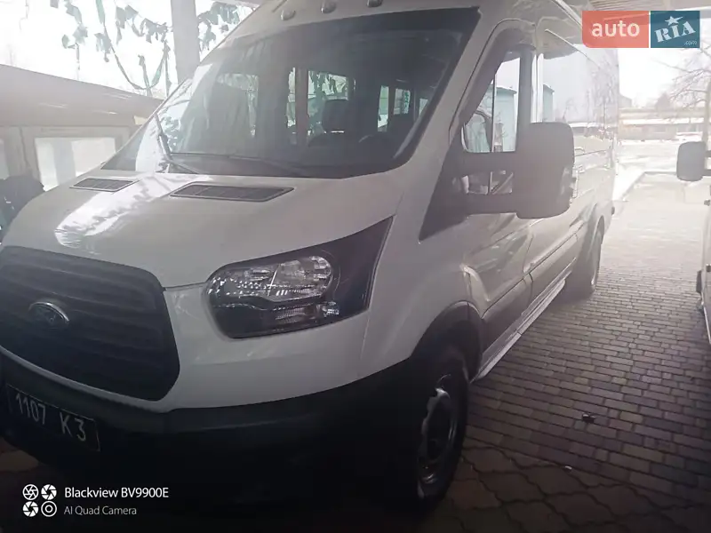 Микроавтобус Ford Transit 2018 в 