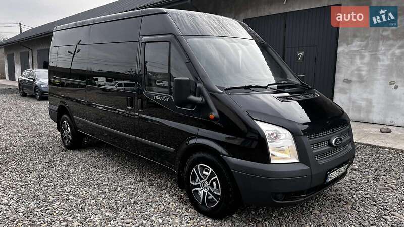 Микроавтобус Ford Transit 2012 в Виноградове