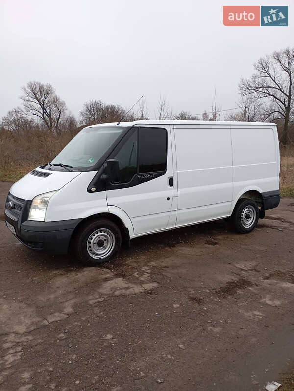 Грузовой фургон Ford Transit 2012 в Нежине